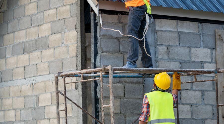 Professional New roof installation in Clayhole, KY